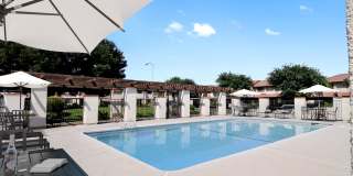 Riverwoods Apartments Gallery 1