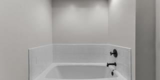 1821 Swann St Gallery 15