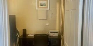 727 Penn Street Gallery 13