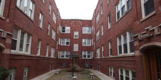 3115 West Foster Avenue Gallery 23