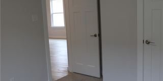 927 Lady Bird Gallery 9