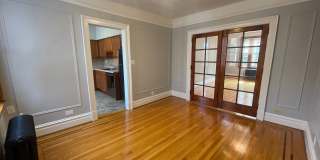 Spacious 1-Bedroom Apartment Across from Washington Park Gallery 7