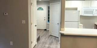 Fully renovated Renton Highlands 3-bedroom, 2.5 bath, 1234asf townhome. Gallery 13