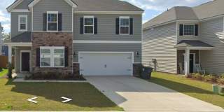 Spacious 4BR House in Summerville Gallery 1