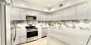 Barry Diamond Gallery 22