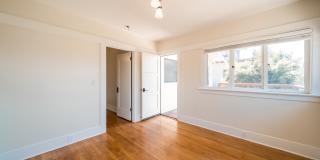 3924 Alameda Place Gallery 15