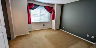 North Lynnwood Spacious Townhome with 2 car garage Gallery 9