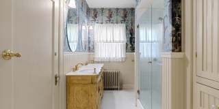 2004 Hillcrest Road Gallery 17