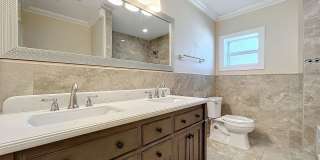 BEAUTIFUL ANNUAL RENTAL HOME - Convenient Location! Gallery 34