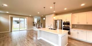2022 Built SFH for rent in Lynnwood Gallery 5