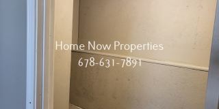 Spacious 5BR/3BA Split-Level Home | Bonus Room | Hardwood Floors | Stone Mountain Gallery 13