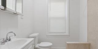 2054 West Glenwood Avenue Gallery 15