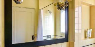 8246 4th Street Gallery 33