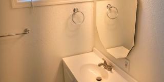Recently Remodeled 3bd Single Story House Accepting Pets! Gallery 25