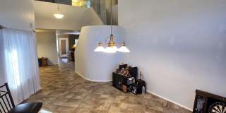 1734 E PONTIAC Drive Gallery 18