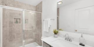 Room in 3 Bedroom Home at Scoter St Room in 3 Bedroom Home at Scoter St Gallery 9