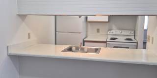 1076 Gateway Dr Gallery 1