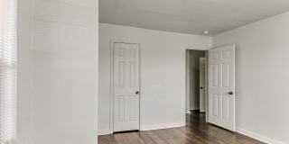 1501 Northeast Grand Boulevard Gallery 7