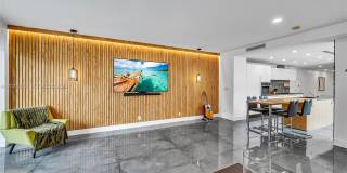 1511 NE 4th Pl Gallery 26