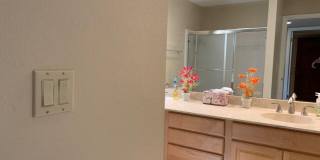 7506 N Via Camello Del Sur -- Gallery 21