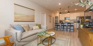 Middle Sound West Apartments Gallery 49