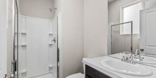 3bd/2.5ba Lynnwood Townhome Gallery 12