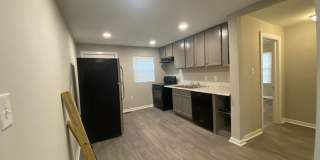 Room in 3 Bedroom Home at Glory St Gallery 12