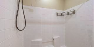 Serenity and Luxury Abound in Eastlake! Gallery 29