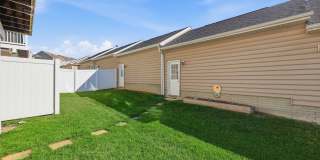 Large Townhome in Wormans Mill! Gallery 45