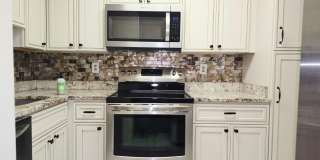 Beautiful 3BR Townhome in Burtonsville | Garage, Deck & Community Amenities Gallery 10