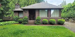 3 Bedroom Home Convenient Bremerton Location! Gallery 1