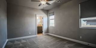 4 Bed, 3 Bath, 3 Car Garage for rent. Small Dog Allowed Gallery 23