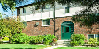 Village Green Apartments Village Green Apartments Gallery 3