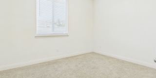Solar Home Spacious 5-Bedroom in Blackstone with Resort Style Amenities Gallery 24