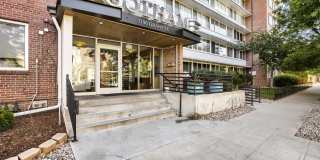 Gorgeous Capital hill studio condo Gallery 1
