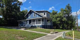 Historic Home in Downtown Clermont Gallery 1
