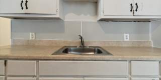 $1,250/month - 2 bedroom 1 bath Gallery 11