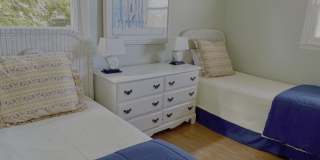 400 Ocean Road Gallery 37