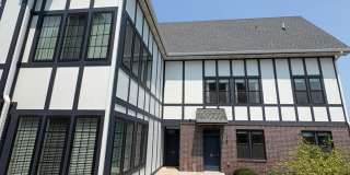 The Bungalows on the Lake - The View Gallery 9