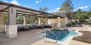 Artisan Apartments & Shops Gallery 75