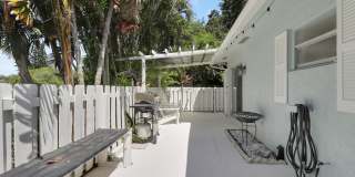 1329 Chippewa Street Gallery 28