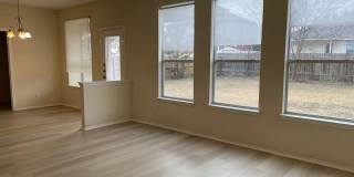 Bright & Spacious 3BR/2.5BA with Loft and Two-Car Garage in Sendero Springs Gallery 31