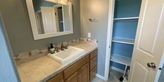 5 bedroom home with attached 3 car garage in Winchester Gallery 36