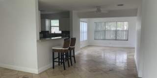 927 W Royal Palm Road Gallery 4