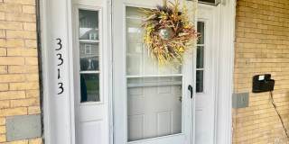 Newly renovated spacious 4 bedroom home in Sheraden - AVAILABLE OCTOBER! Gallery 27