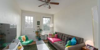 Oakenshawe 5-Bedroom, 2-Bathroom Home Close to Johns Hopkins Gallery 25