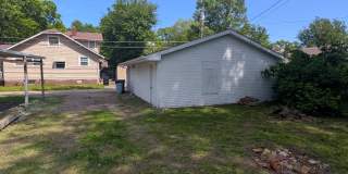 300 SW Broadmoor Avenue Gallery 17