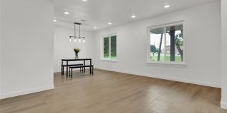 2910 W Crawford Street Gallery 4