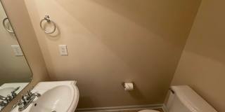 Beautiful 2 bed 2.5 bath brick townhome in Apex Gallery 6