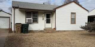 1 Bedroom, 1 Bathroom House with Detached Garage Gallery 1